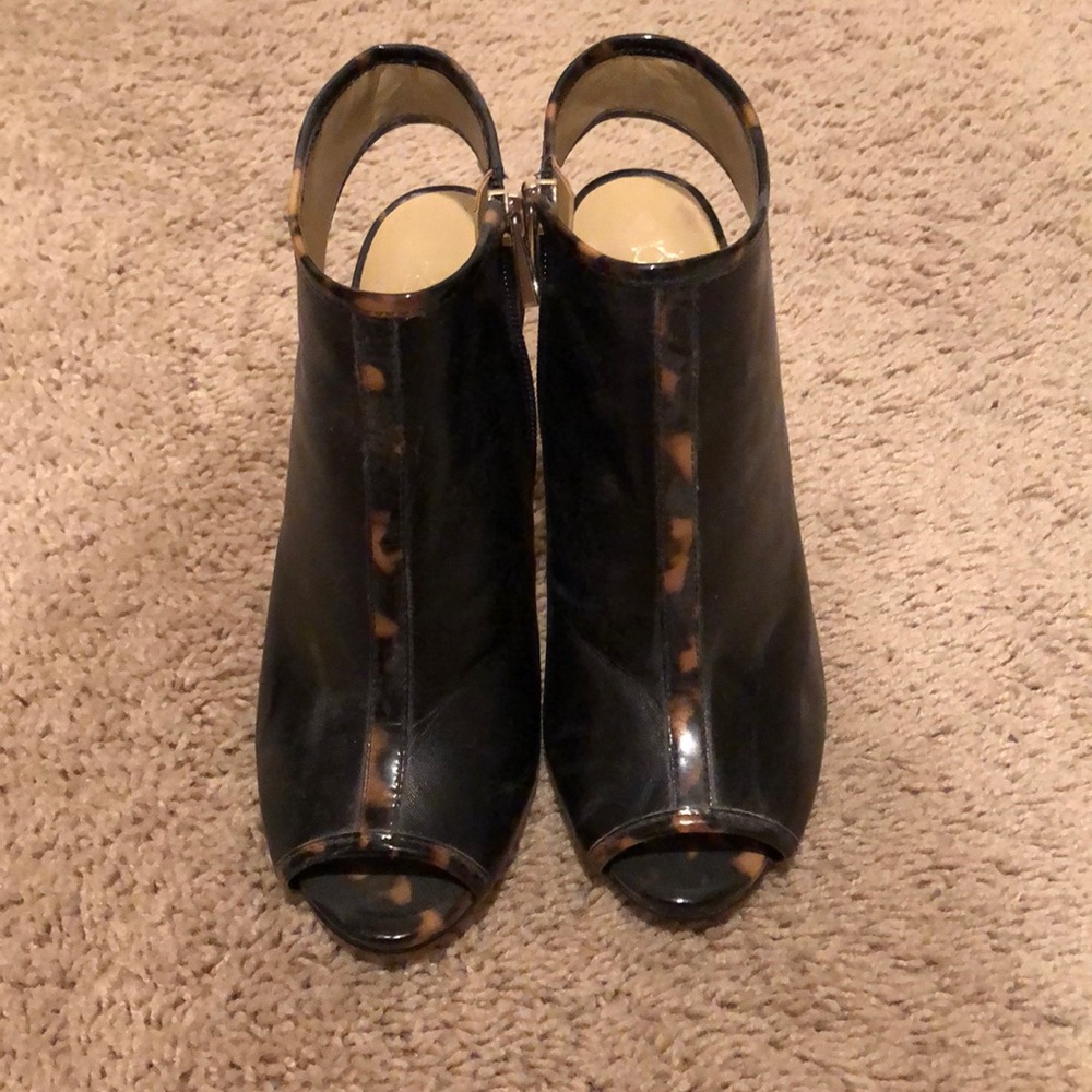 Ann Taylor tortoise shell booties